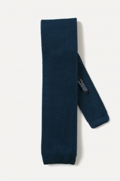 Cravate tricotée en soie bleu marine